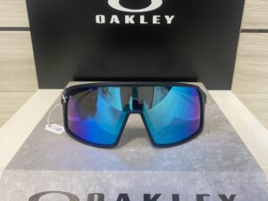 Oakley sutro s